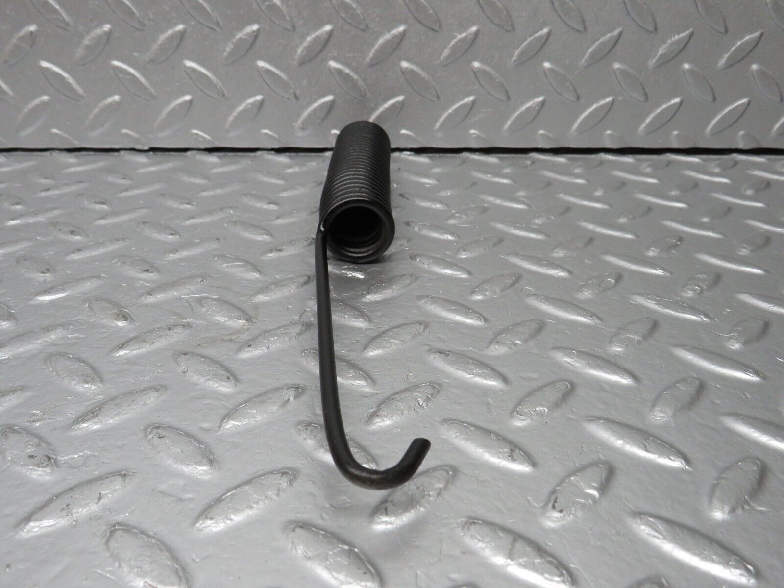 40436 Mercedes-Benz W110 230 Bonnet Hinge Spring