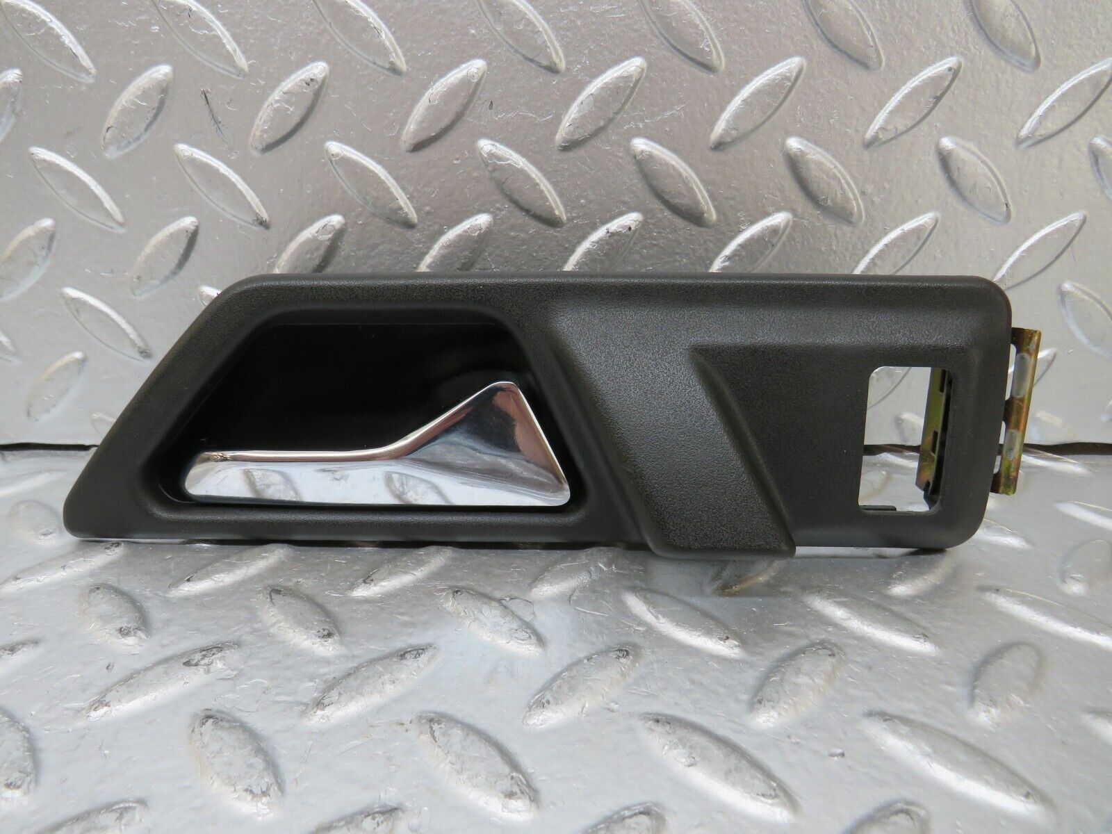 25910 Mercedes-Benz W124 280E Interior Door Handle Rear Right 1247600261