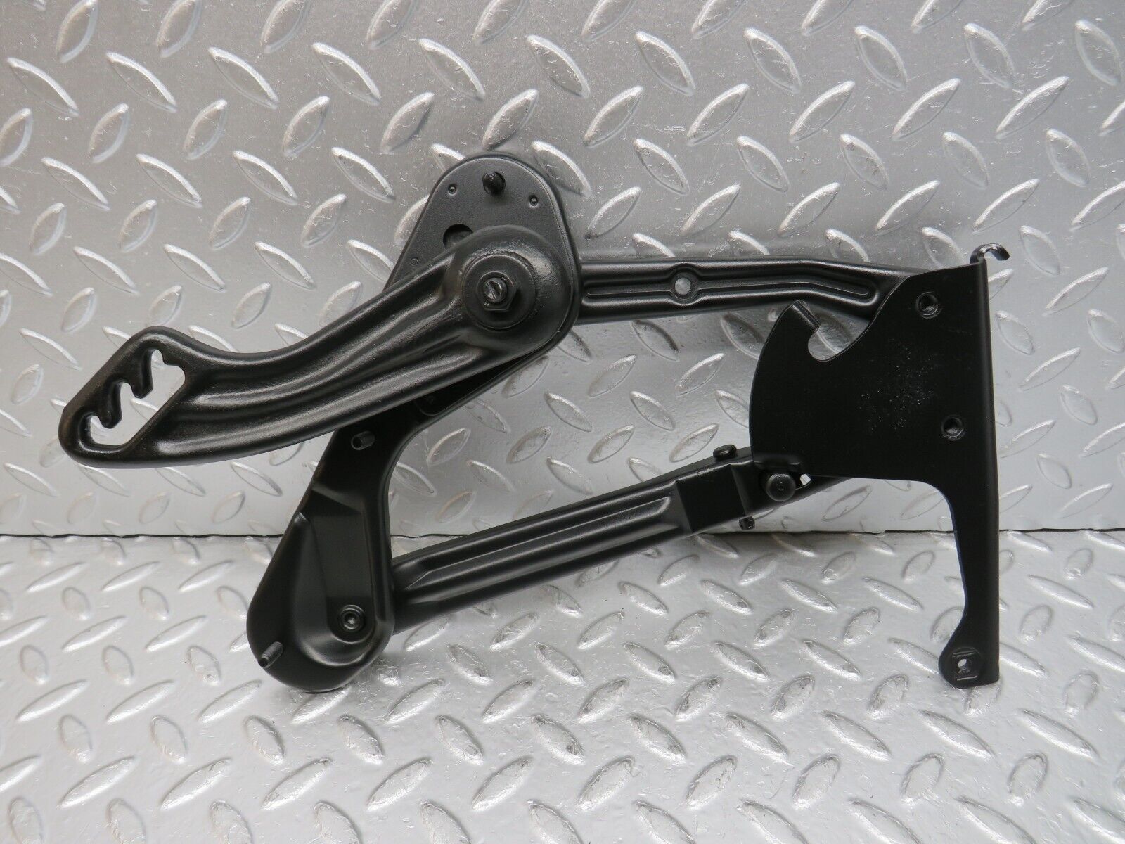 32526 Mercedes-Benz S124 300TE Wagon Bonnet Hinge Right 1248870174