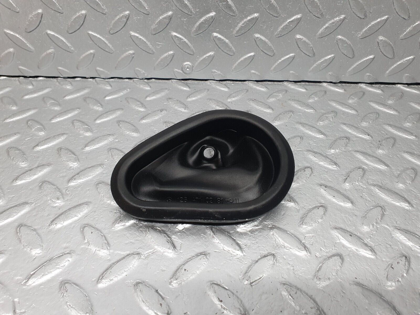 41027 Mercedes-Benz W126 300SE Fuel Tank Rubber Seal 1264710281