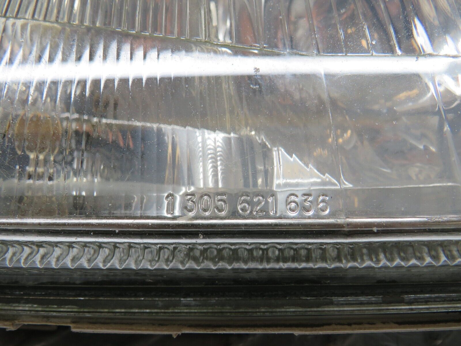 35334 Mercedes-Benz W140 Headlight Bosch Right Side 1305235243 1305621636
