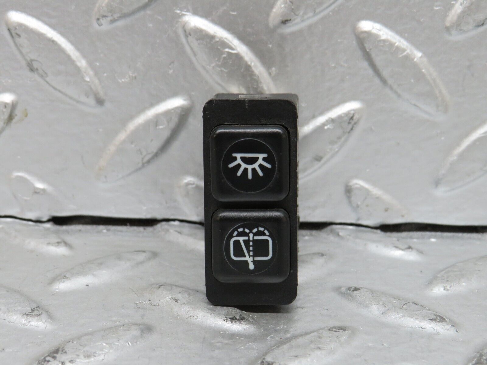 28323 Mercedes-Benz S123 240D Wagon Rear Wiper And Light Switch 0018203510