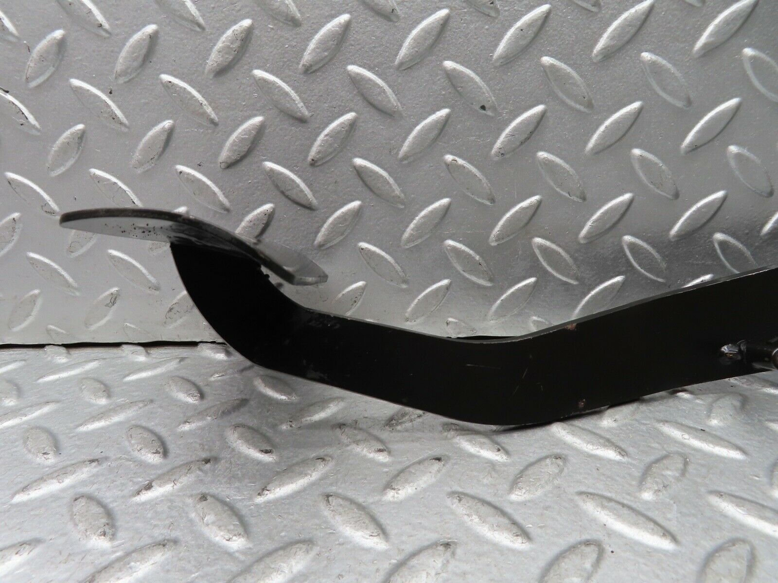 19515 Mercedes-Benz C140 CL420 Coupe Brake Pedal