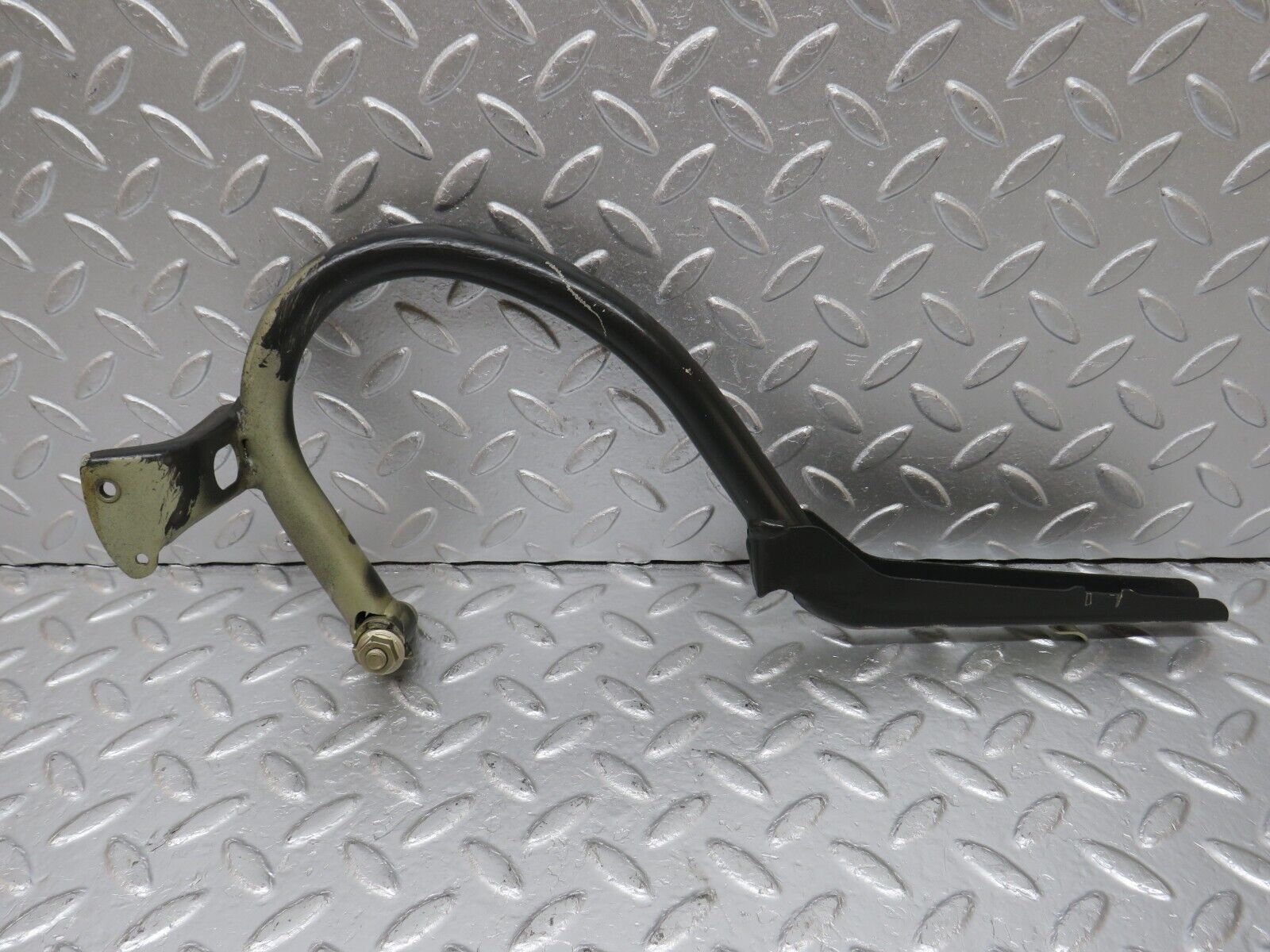 33726 Mercedes-Benz W201 190E 2.0L Trunk Lid Hinge Left Side