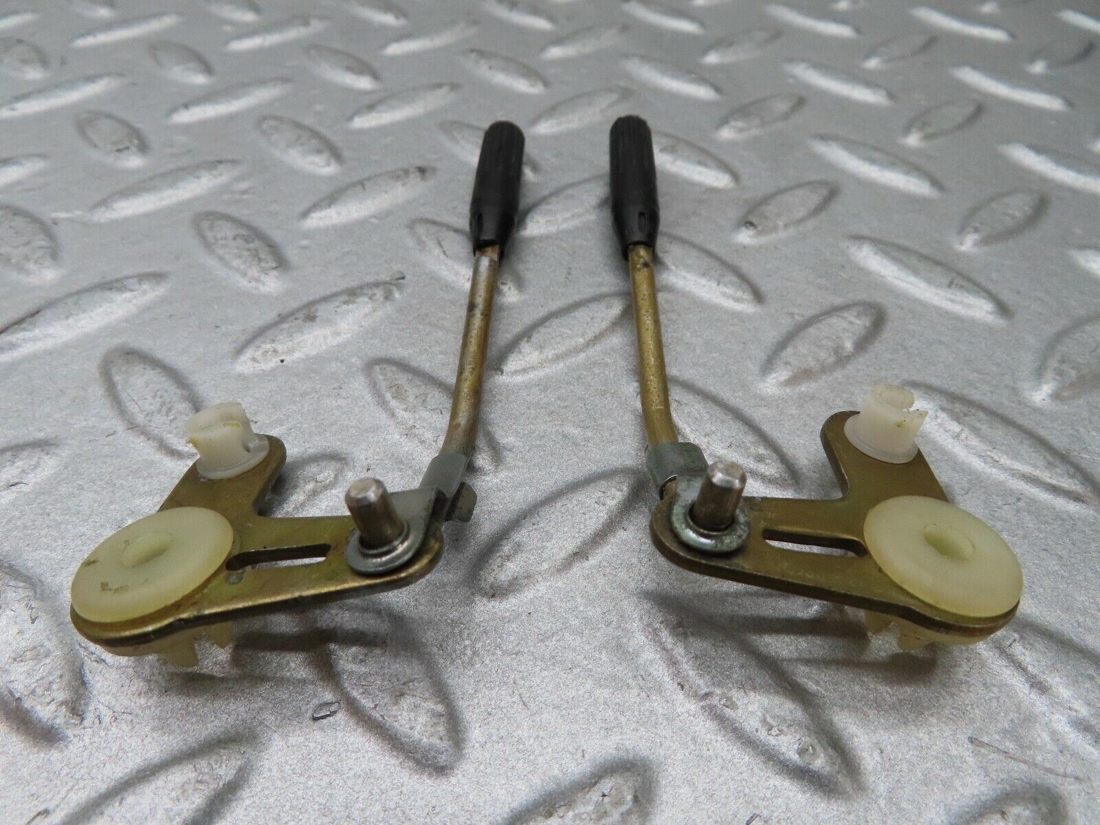 17563 Mercedes-Benz W116 450SEL Rear Door Lock Knob Pair