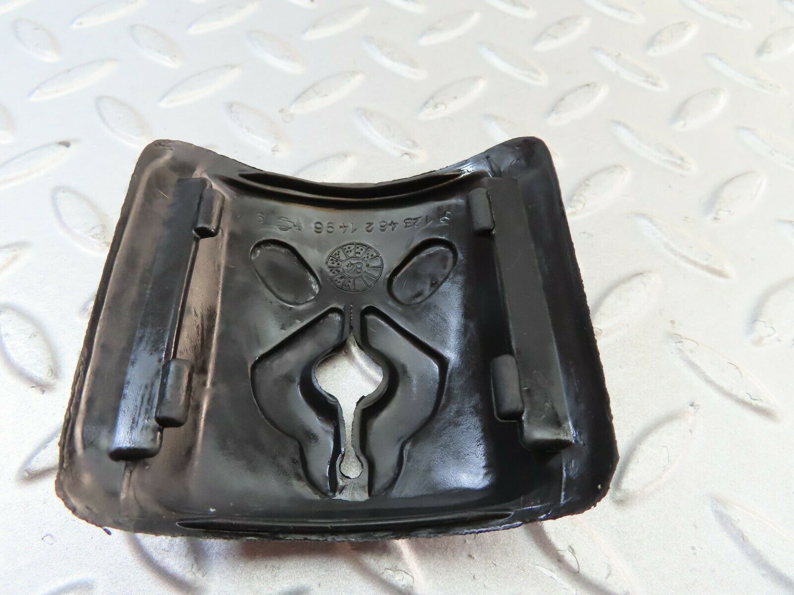 7652 Mercedes-Benz S123 230TE Wagon Steering Column Switch Cover 1234621496