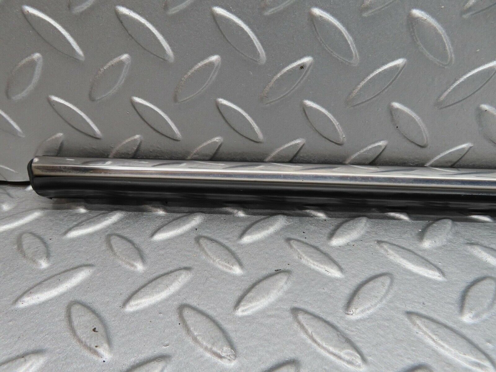 12590 Mercedes-Benz W108 280SE 3.5 Centre Door Chrome Trim Rear Right