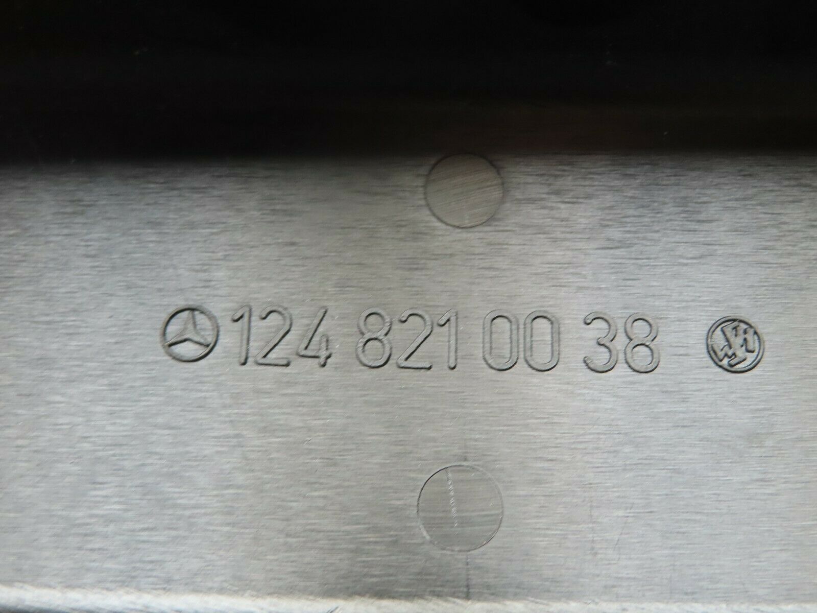 5411 Mercedes-Benz W124 230E Dash Harness Connector Cover 1248210038