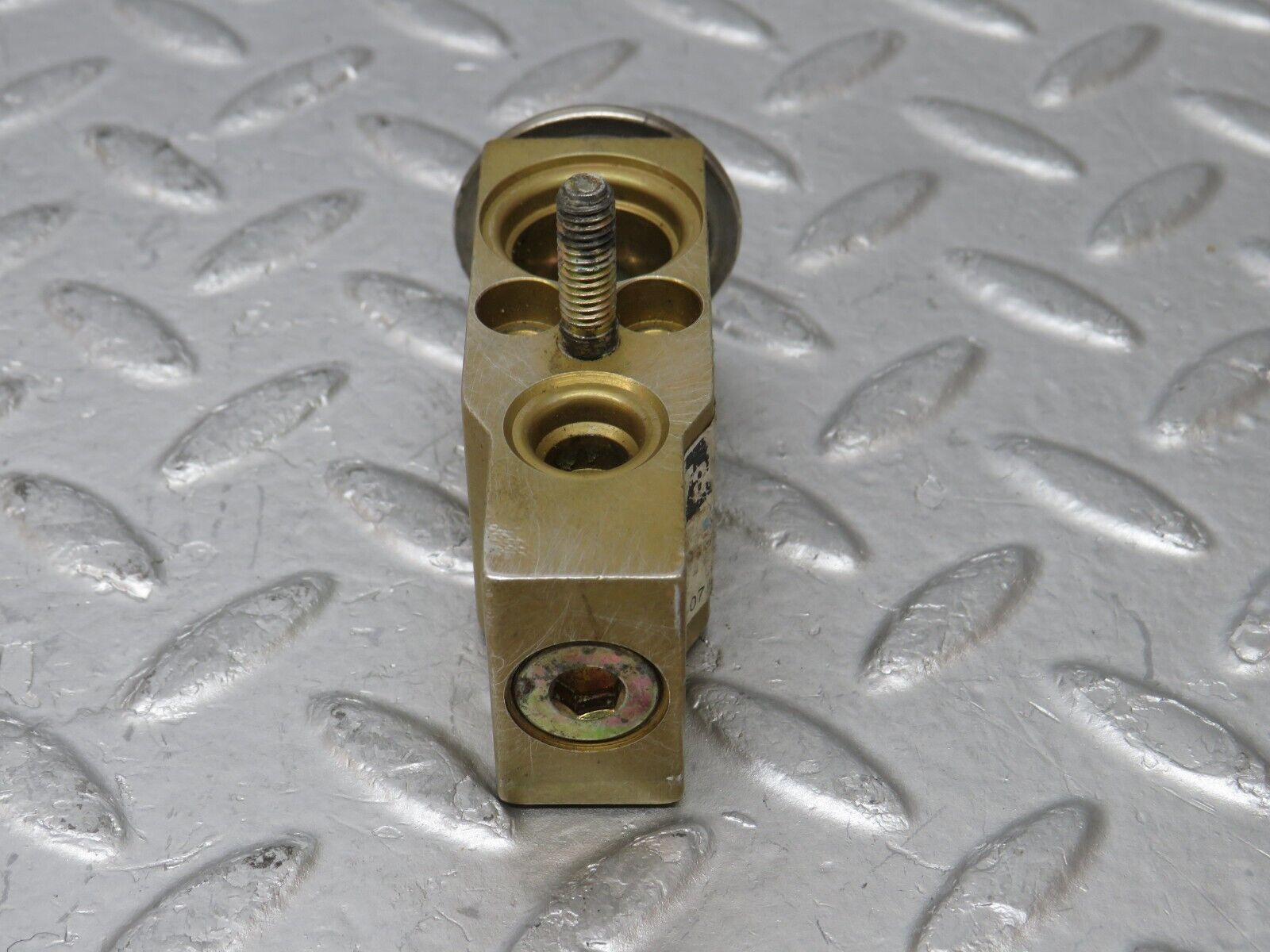 34894 Mercedes-Benz W210 320E Air Condition Expansion Valve 2028300184