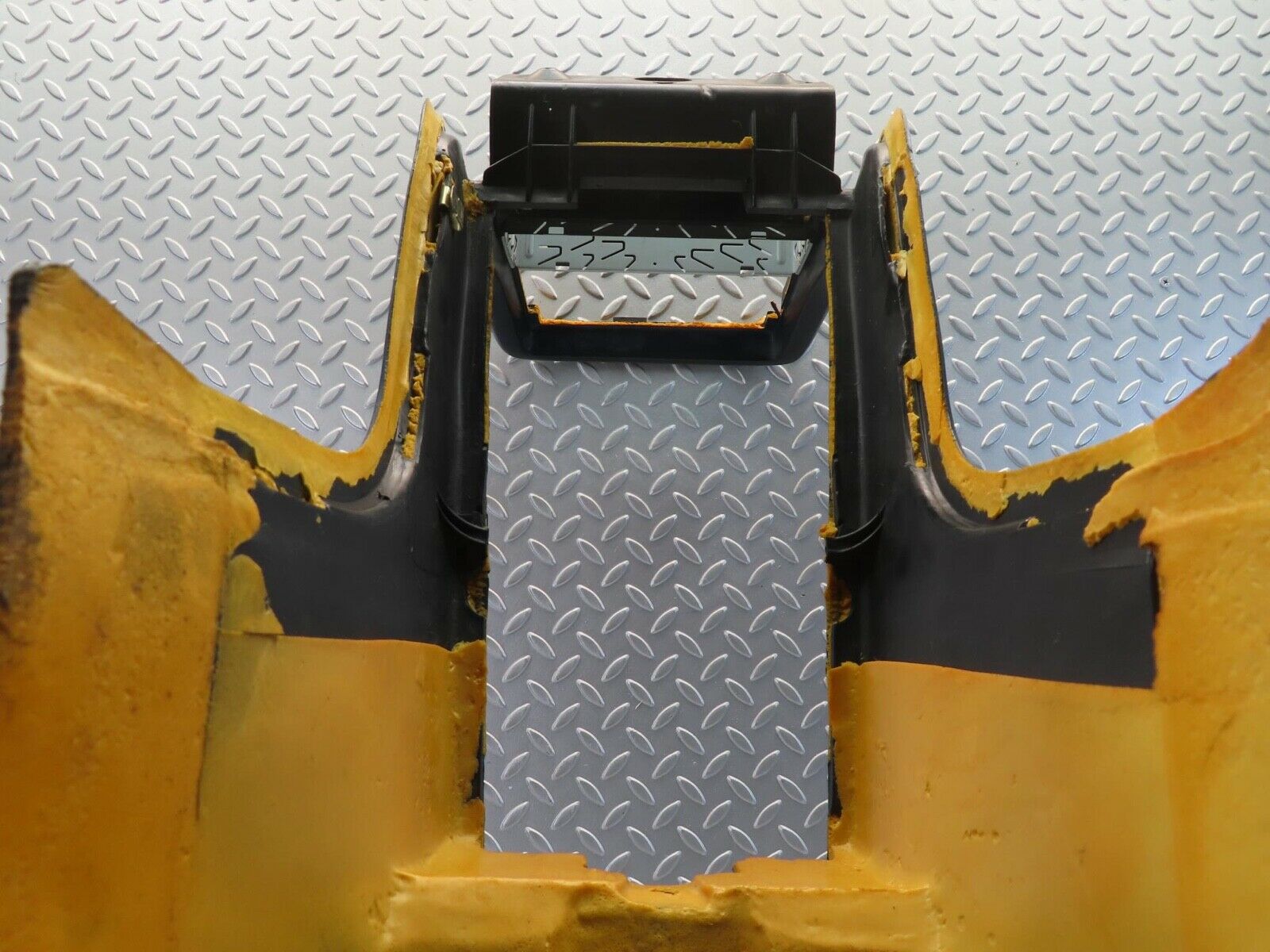 11350 Mercedes-Benz C123 230CE Coupe Centre Console Blue