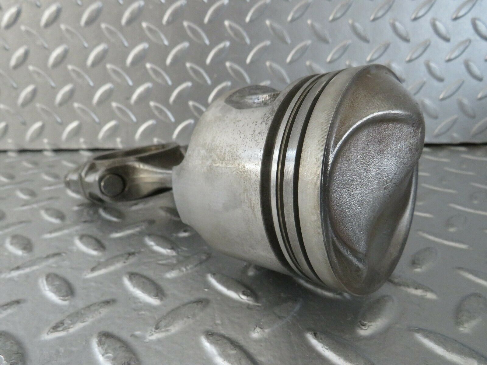 23578 Mercedes-Benz W114 280E Piston With Connecting Rod 86.00 mm