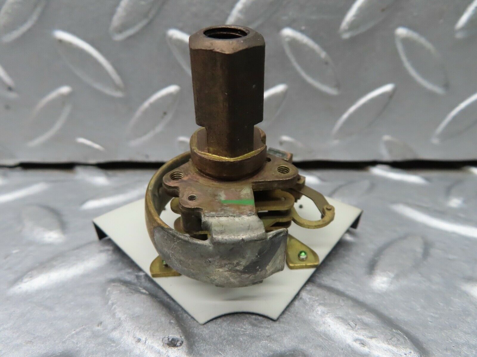 18345 Mercedes-Benz W115 Oil Pressure Gauge