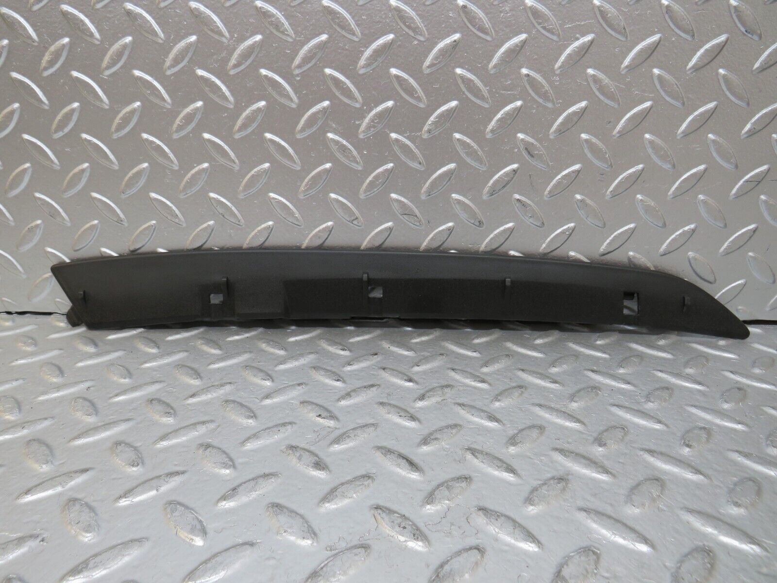 26791 Mercedes-Benz W123 240D Rear Right C Pillar Plastic Trim