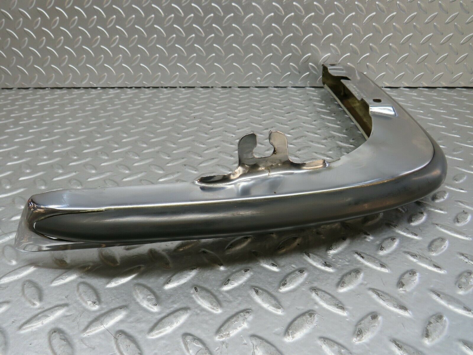 23240 Mercedes-Benz W116 350SE Front Left Upper Bumper Corner 1168800170