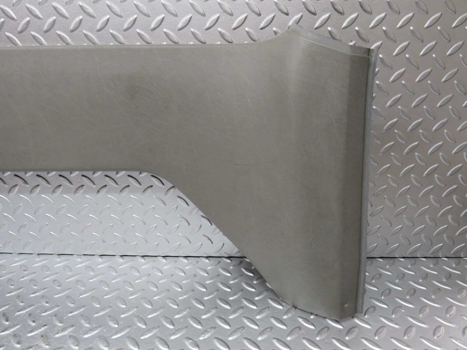 32337 Mercedes-Benz S124 300TE Headlining Roof Panel Rear Grey 1246902325