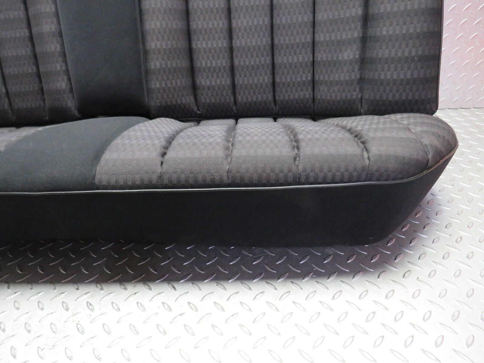 31552 Mercedes-Benz W201 190LE 1.8L Rear Seat Black 2019204130