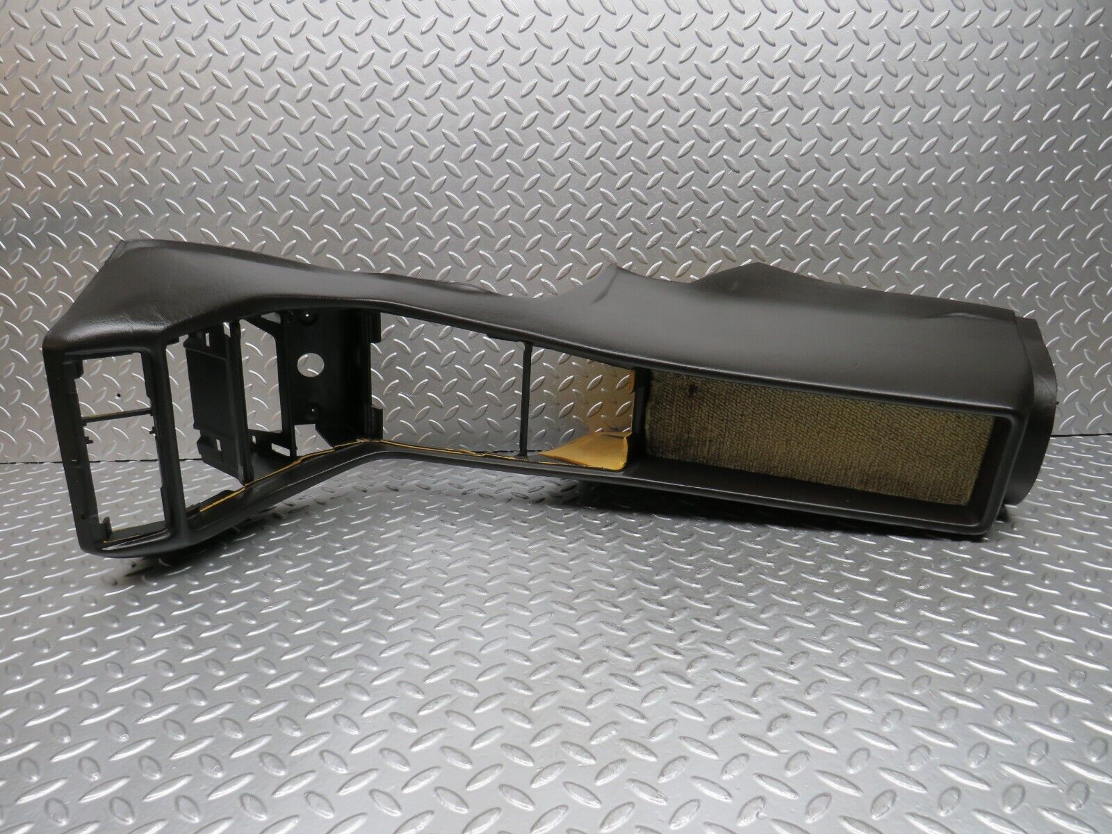 29745 Mercedes-Benz W123 230E Centre Console