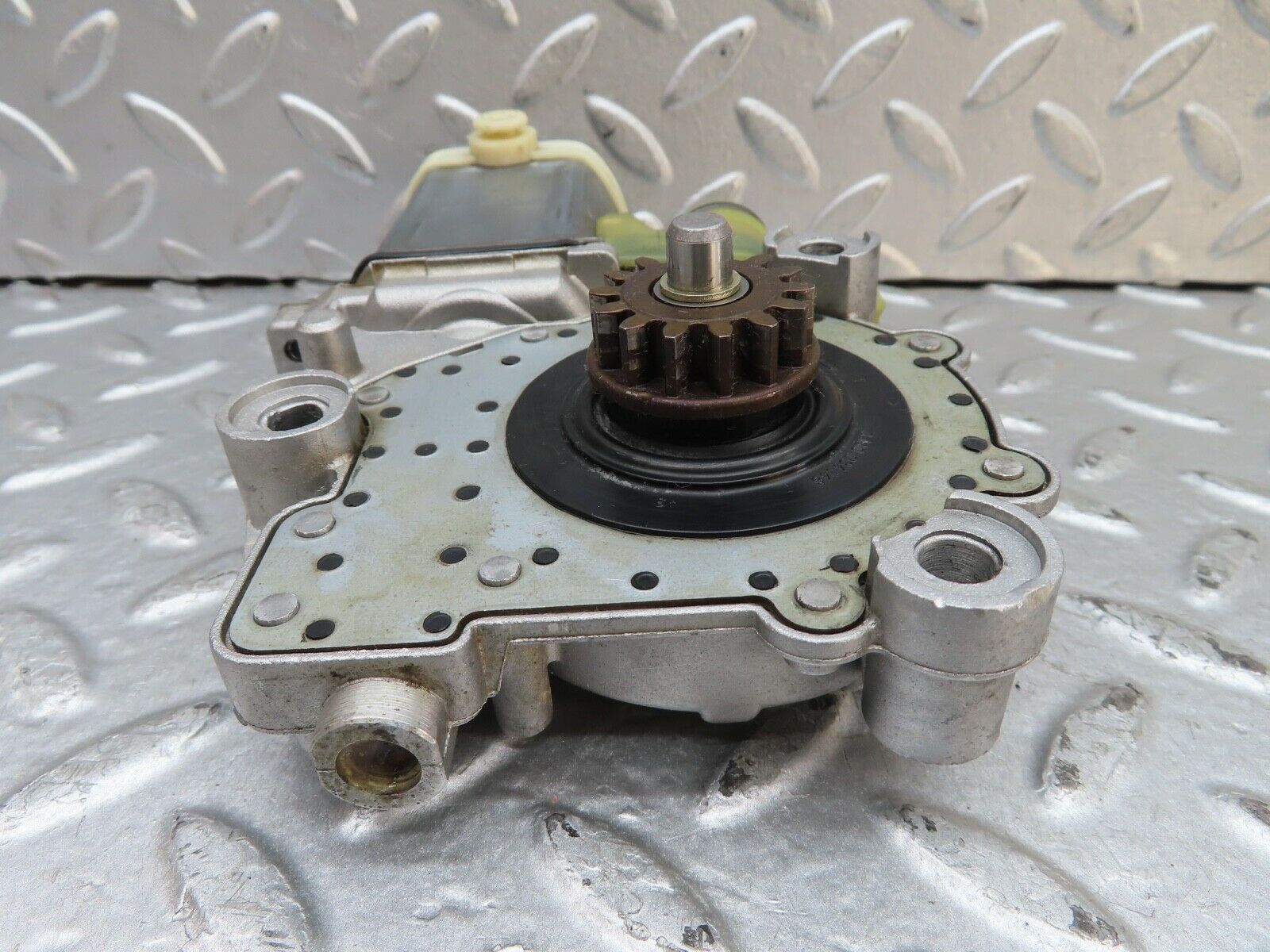 19360 Mercedes-Benz C140 CL420 Coupe Left Window Regulator Motor 1407202146