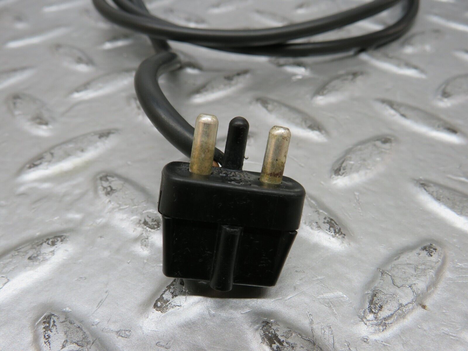 26593 Mercedes-Benz C124 220CE Front Wing Indicator Cable Wire 1249971881