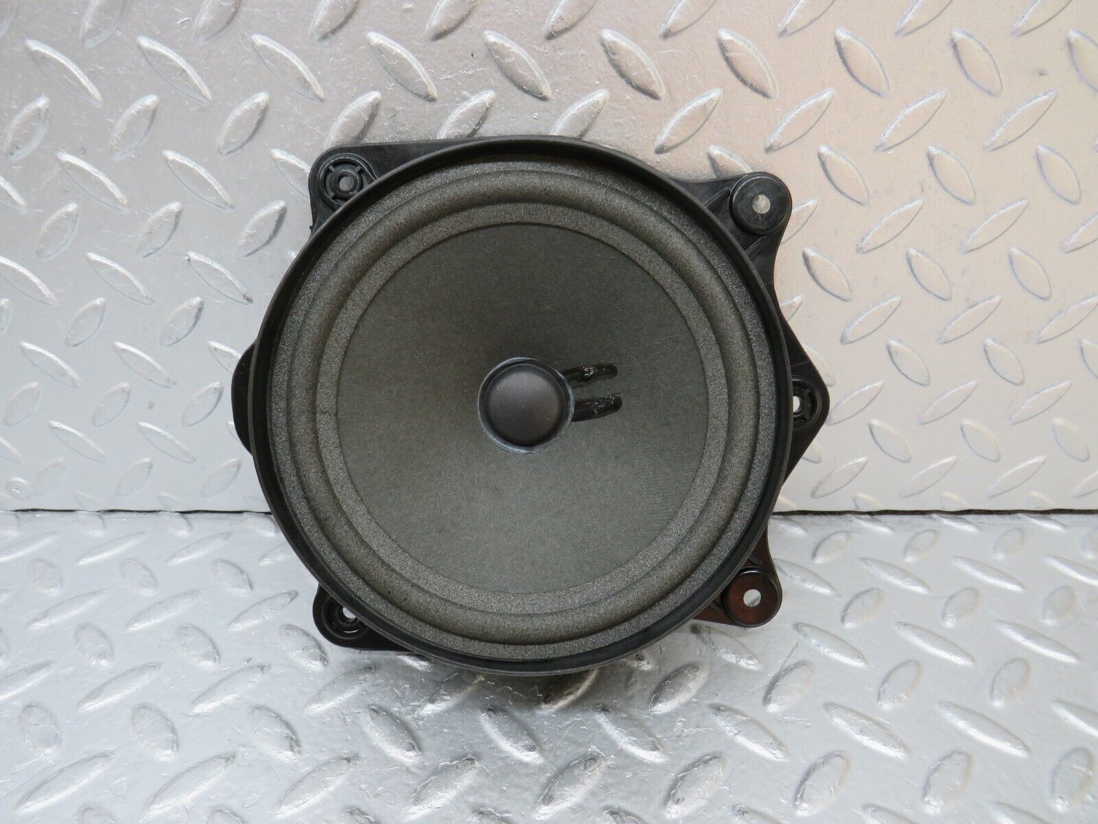 35227 Mercedes-Benz W221 Rear Left Door Loudspeaker 2218203102