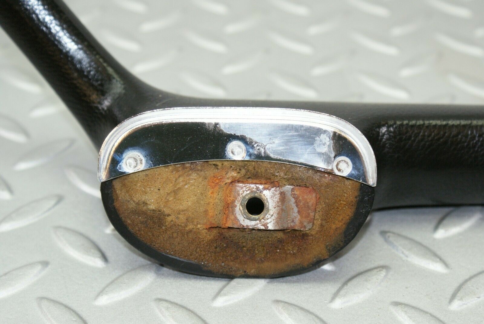 3107 Mercedes-Benz W115 220D Interior Door Handle Rear Left Black