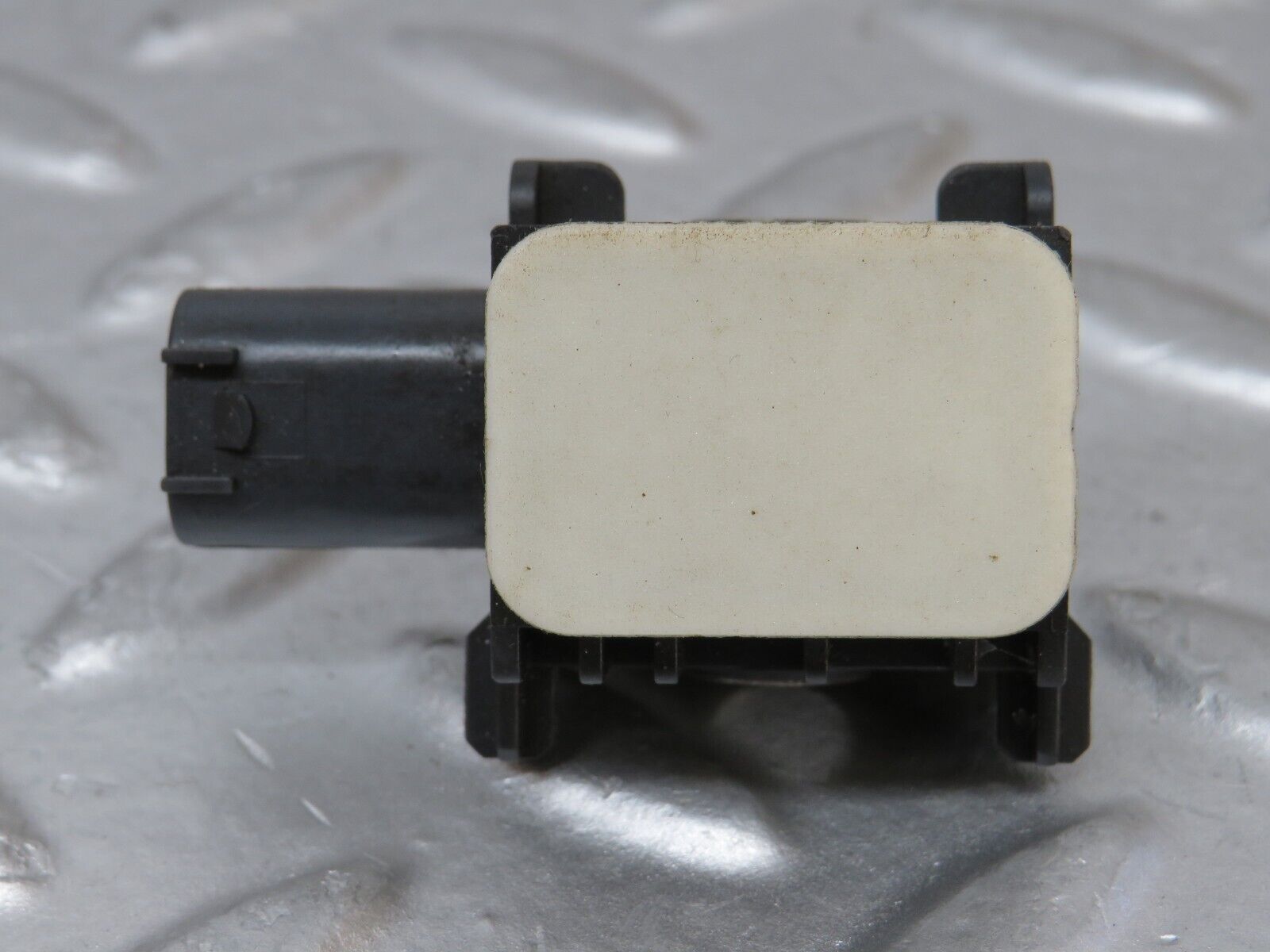 35129 Mercedes-Benz W221 Side Crash Sensor 0038202926