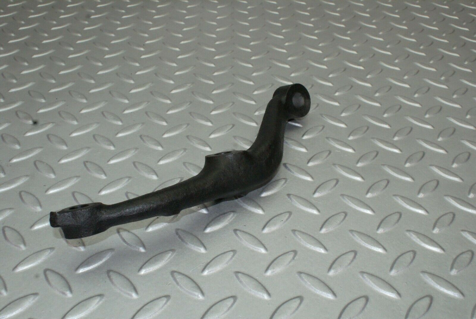 2632 Mercedes-Benz W116 350SE Front Axle Control Arm Left Side
