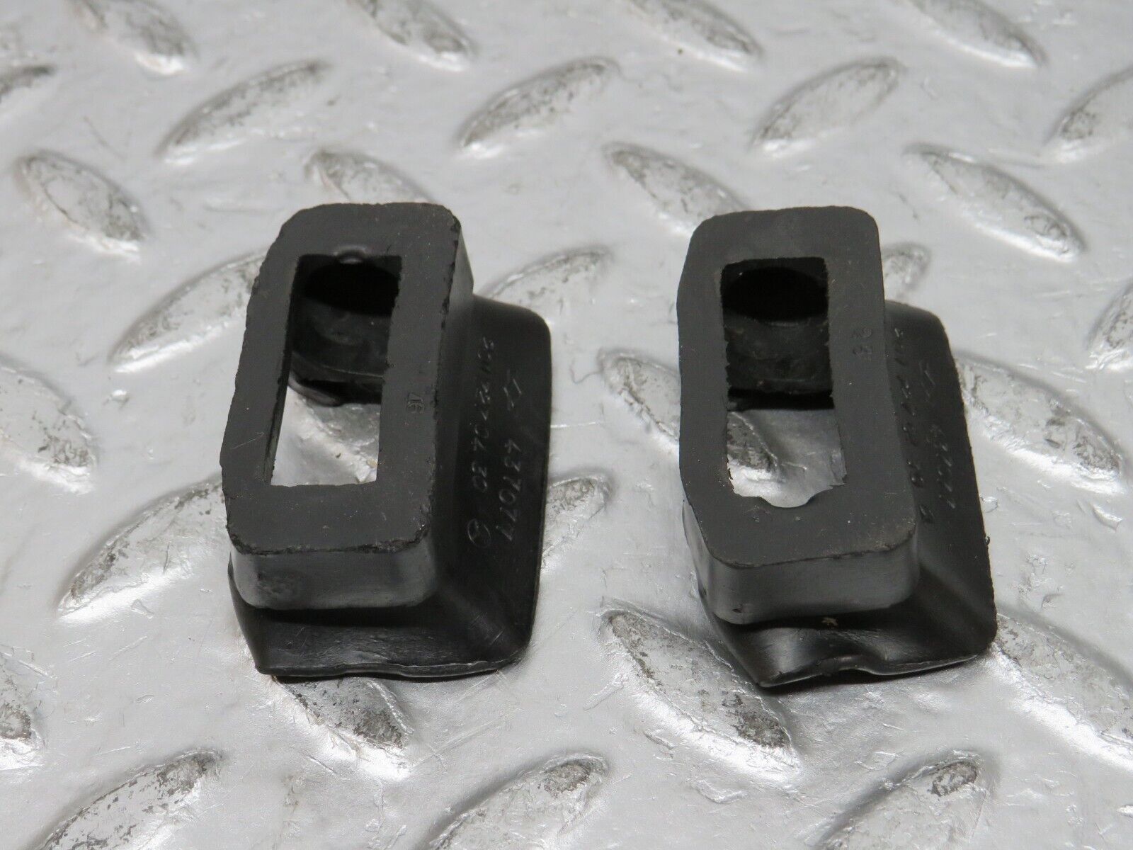 32382 Mercedes-Benz S124 300TE Wagon Door Check Strap Rubber Seal 2017270430