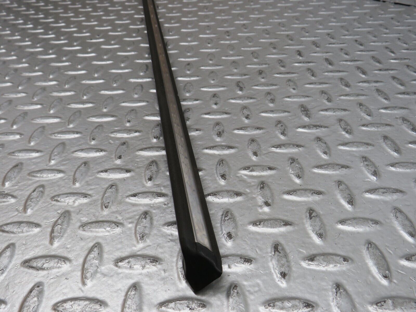 28239 Mercedes-Benz S123 240D Wagon Rear Right Door Centre Moulding Trim