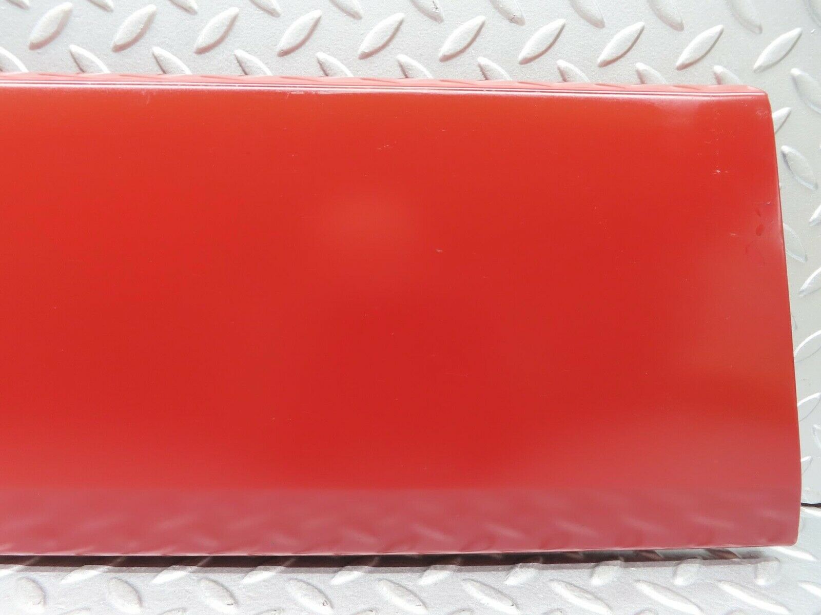 14630 Mercedes-Benz W201 190E Front Left Door Moulding Trim Red 2016905540