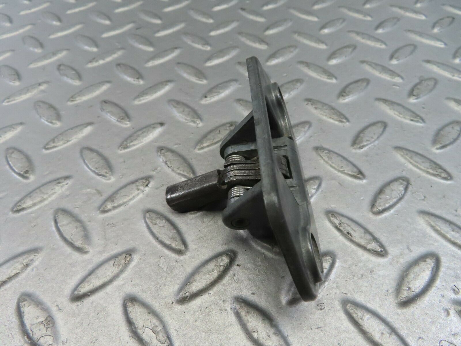 9202 Mercedes-Benz W108 Trunk Lock Latch