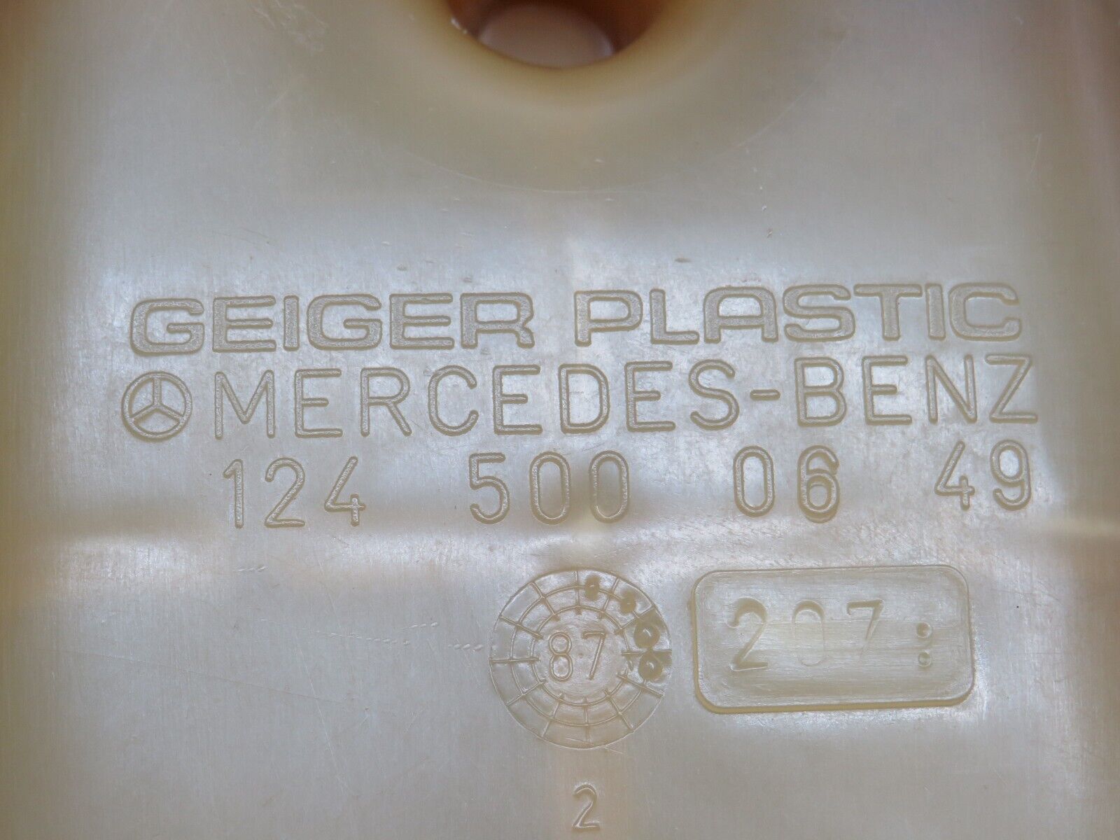 32317 Mercedes-Benz S124 300TE Coolant Reservoir Tank 1245000649 1245000406