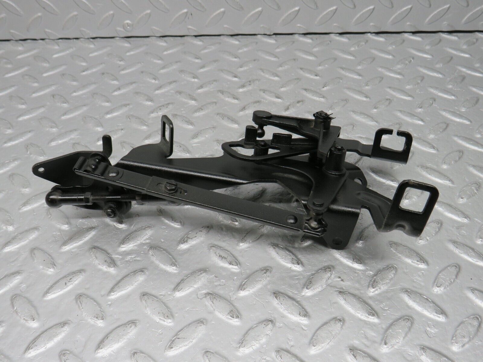 38639 Mercedes-Benz R129 280SL Coupe Throttle Linkage