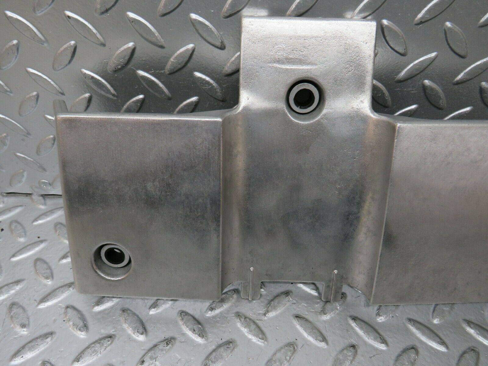 24362 Mercedes-Benz S124 220TE Wagon Ignition Cable Cover 1111500075