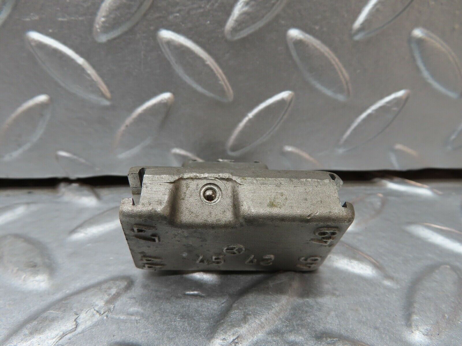 19951 Mercedes-Benz R129 300SL Coupe Soft Top Hydraulic Distributor 1298000022