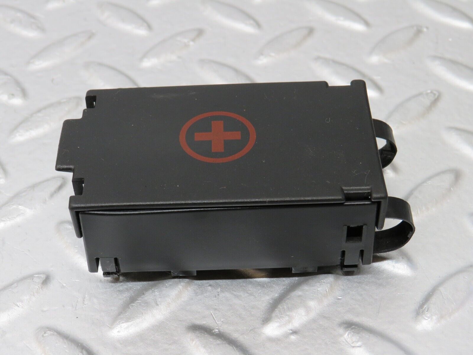 35073 Mercedes-Benz W210 320E Battery Positive Terminal Cover Lid 2105451303