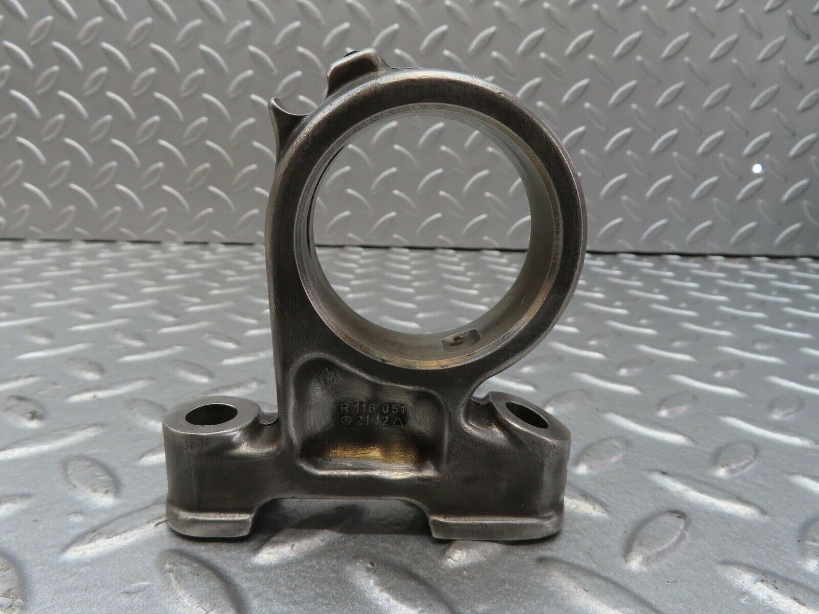 13349 Mercedes-Benz C107 350SLC Coupe Camshaft Tower Bearing 1160512112