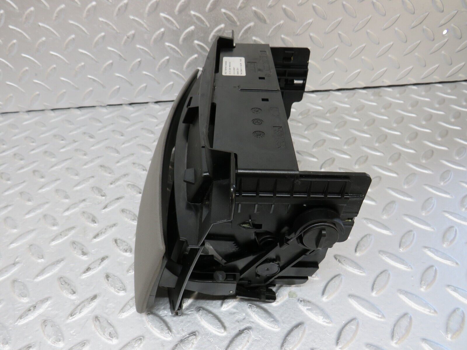 35194 Mercedes-Benz W221 Centre Console CD Player Cover 2216800834