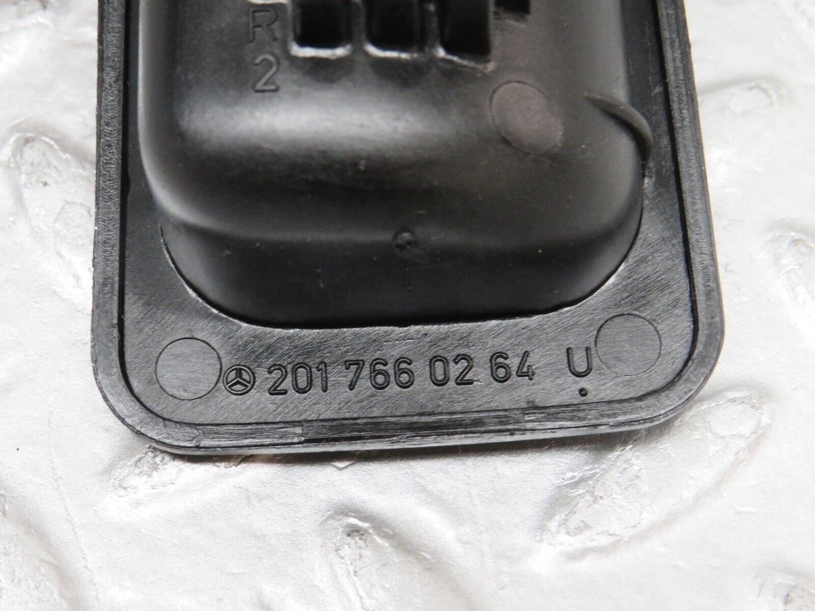 36617 Mercedes-Benz W201 190E 2.0L Right Interior Door Handle 2017660264