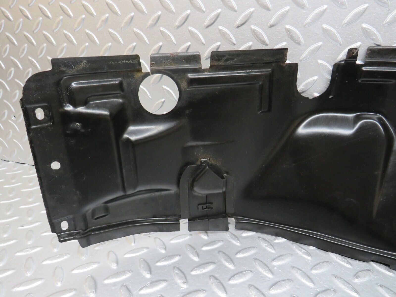 33234 Mercedes-Benz W202 C180 Firewall