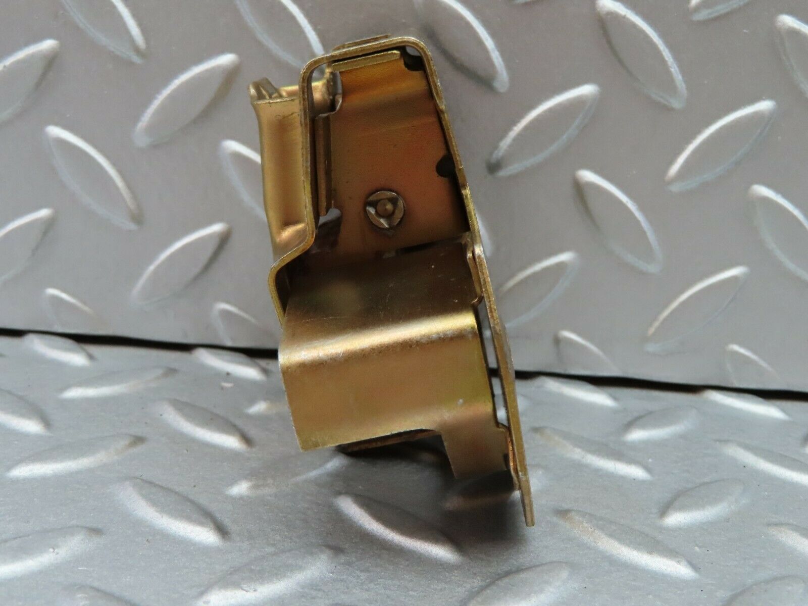 5805 Mercedes-Benz W123 200 Boot Lid Lock Trunk Lock