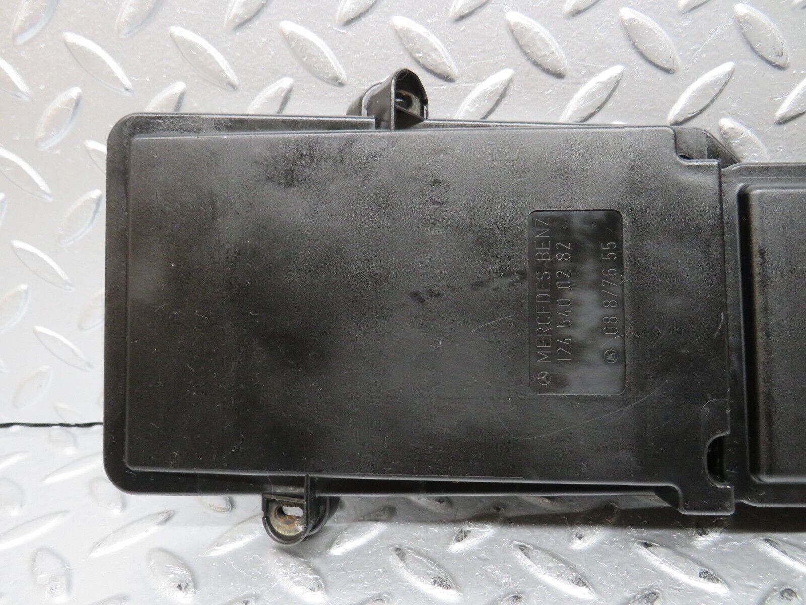 32363 Mercedes-Benz S124 300TE Wagon Fuse Box Lid Cover 1245400282 1245400182