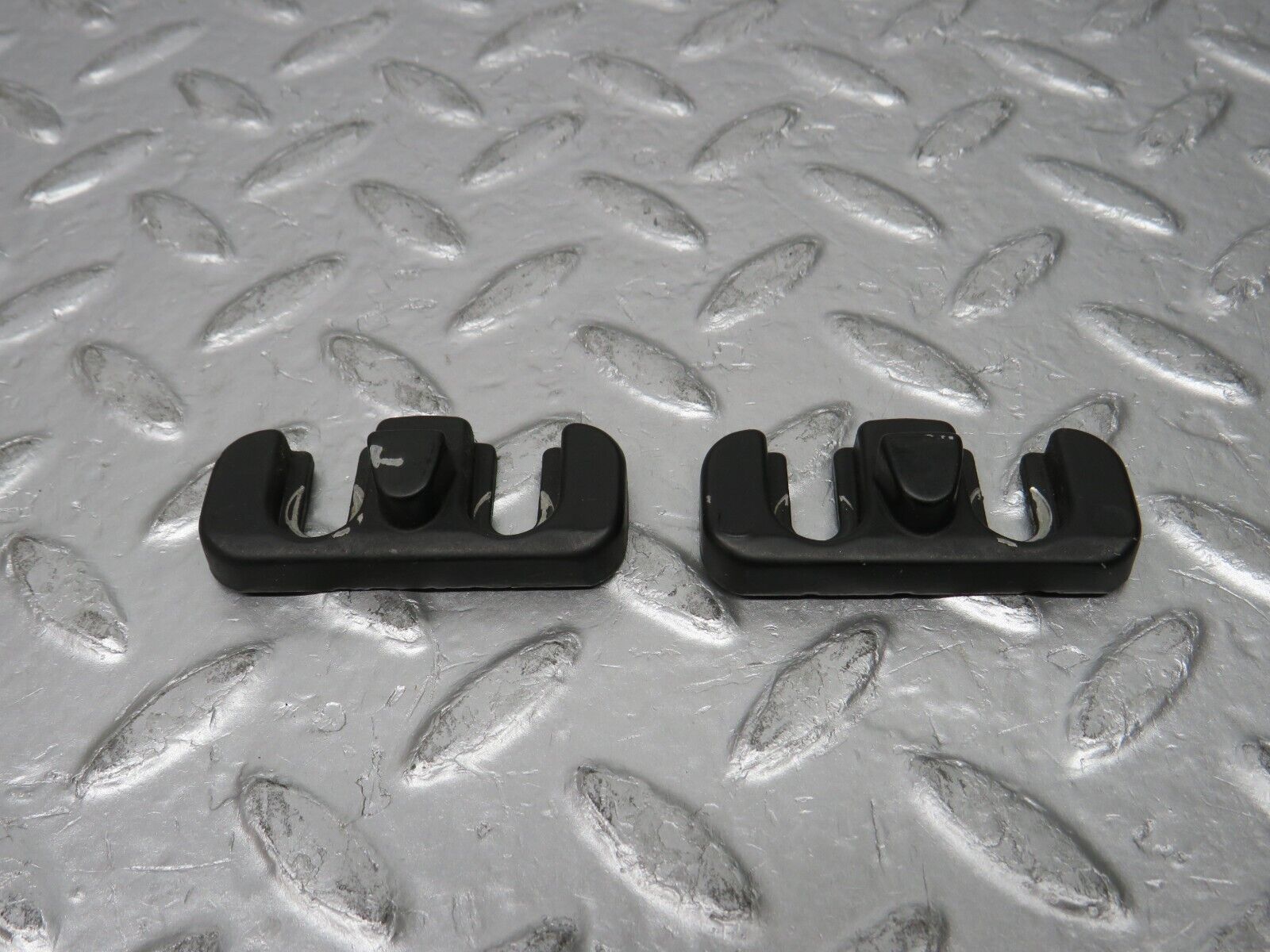 31386 Mercedes-Benz S124 220TE Wagon Trunk Lock Latch 1247660776