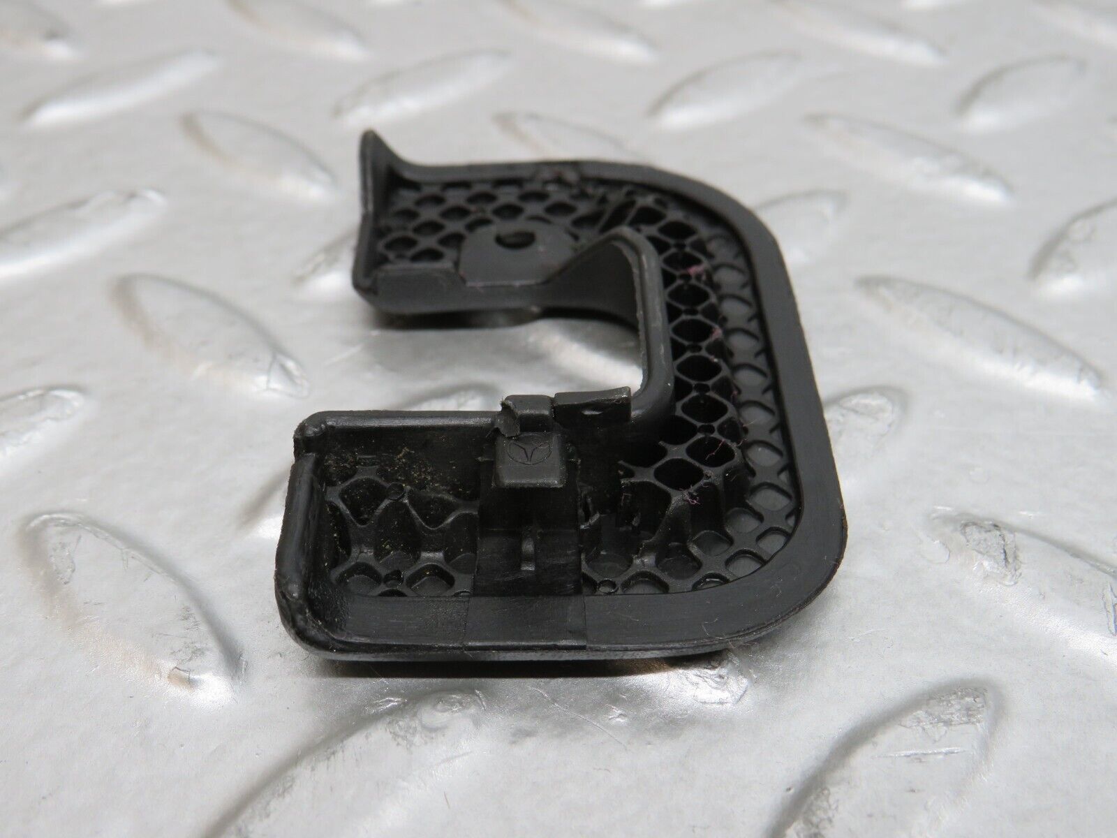 29478 Mercedes-Benz W124 230E Left Interior Door Latch Trim