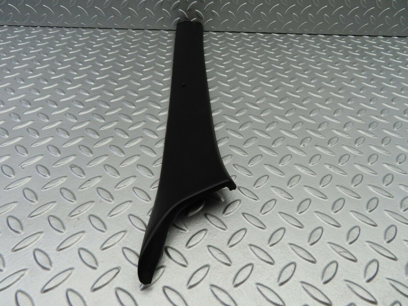 6479 Mercedes-Benz S124 E220 Wagon A Pillar Cover Right Side Black 1246920489