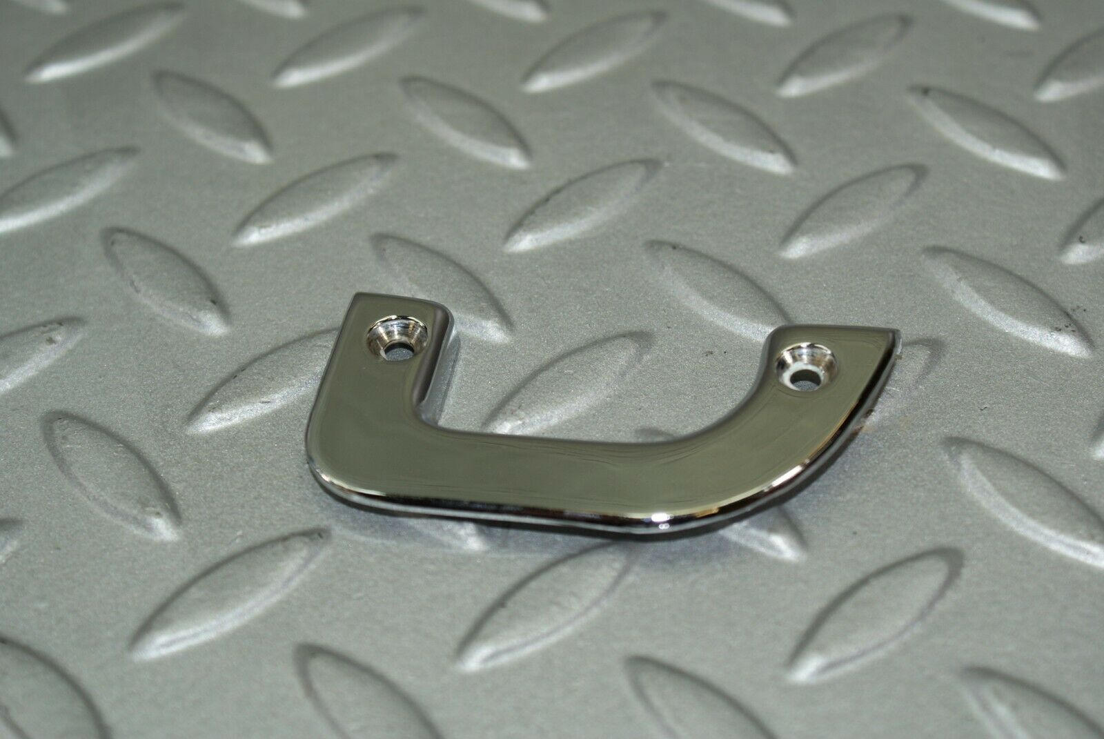 3186 Mercedes-Benz W115 220D Left Interior Chrome Door Latch Trim