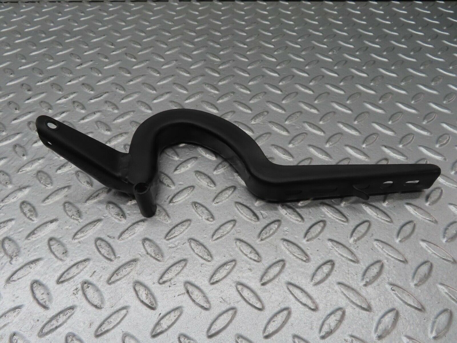 13535 Mercedes-Benz W123 200 Trunk Lid Hinge Right Side 1237500287