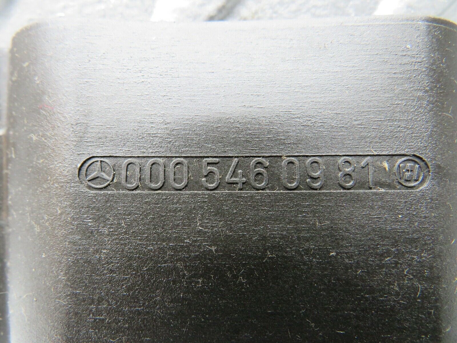 21803 Mercedes-Benz W126 300SE Front Panel Covering 0005460981