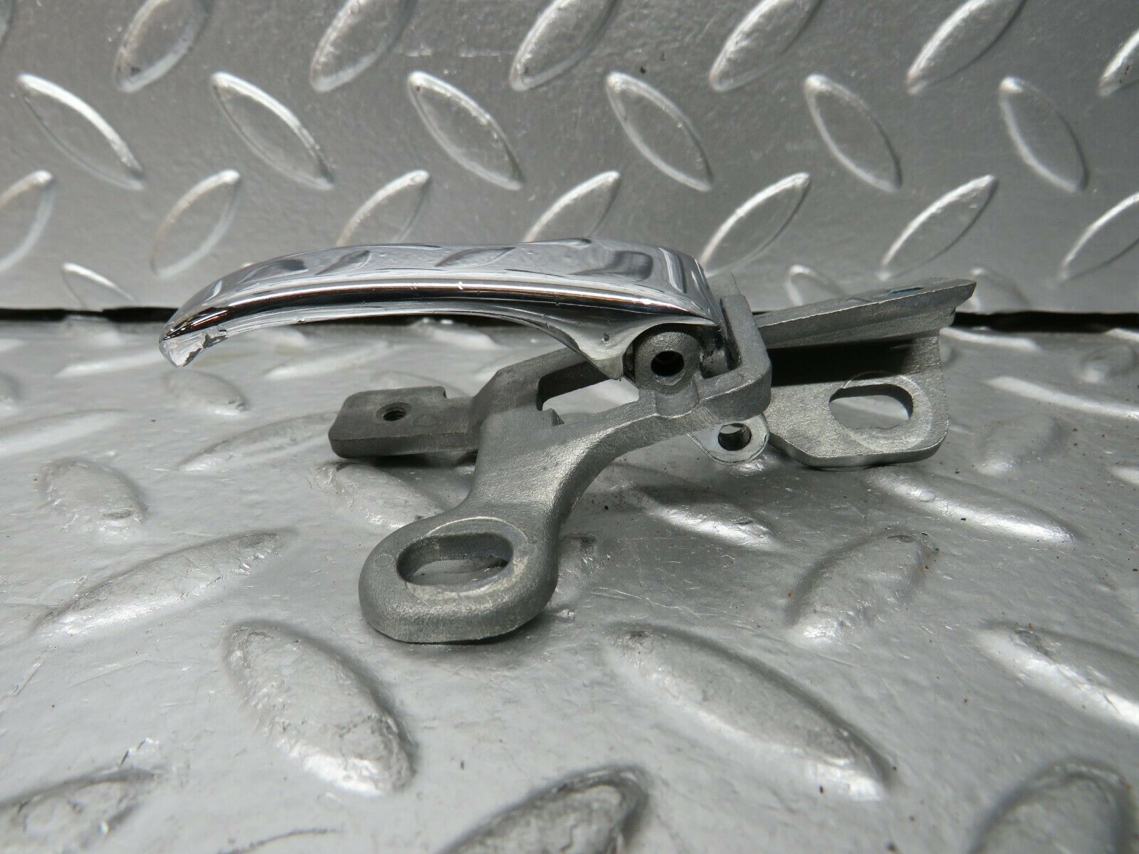 23970 Mercedes-Benz W123 280E Right Interior Door Handle 1237600261