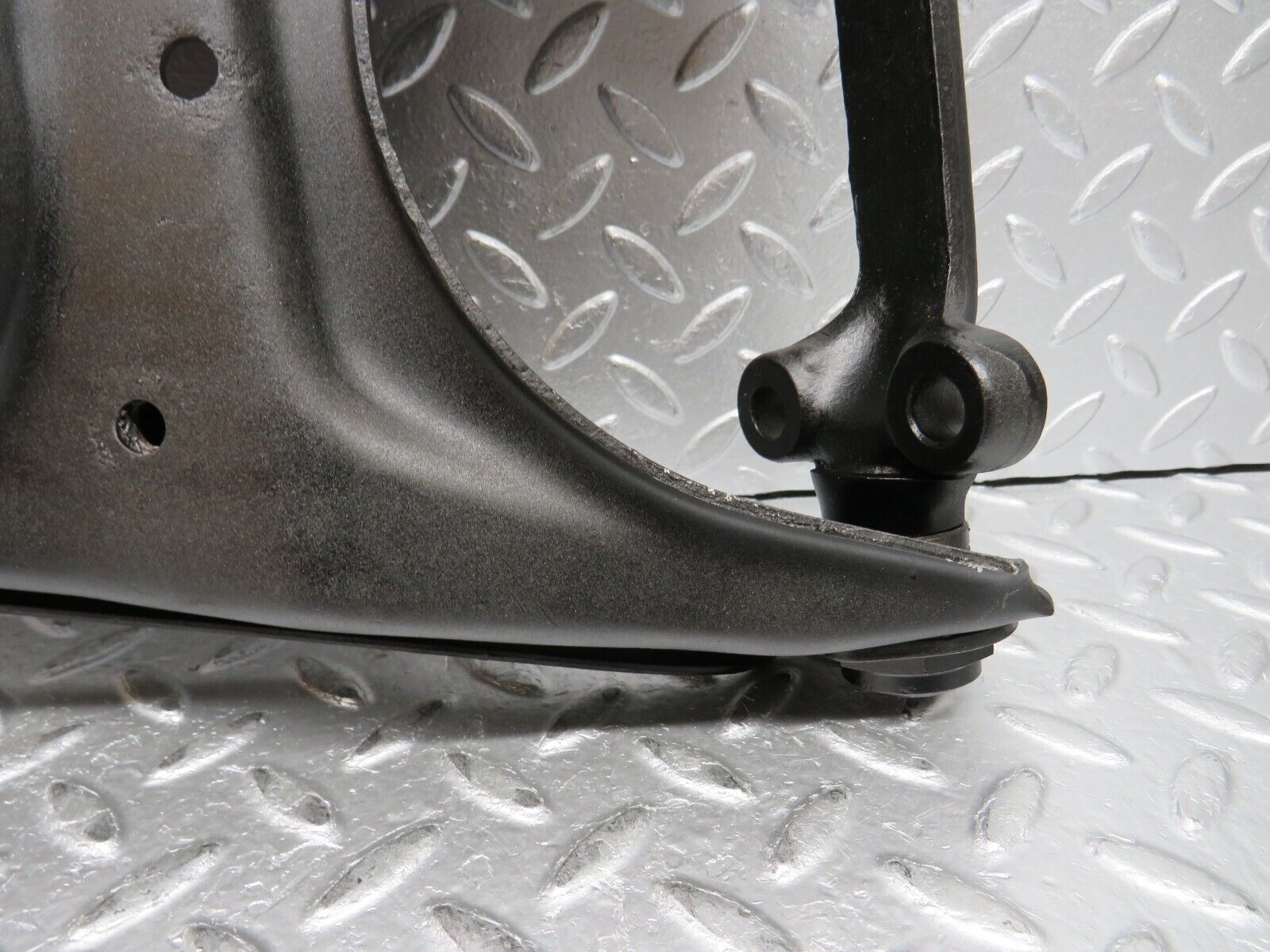 32273 Mercedes-Benz W108 280SE Front Left Lower Control Arm